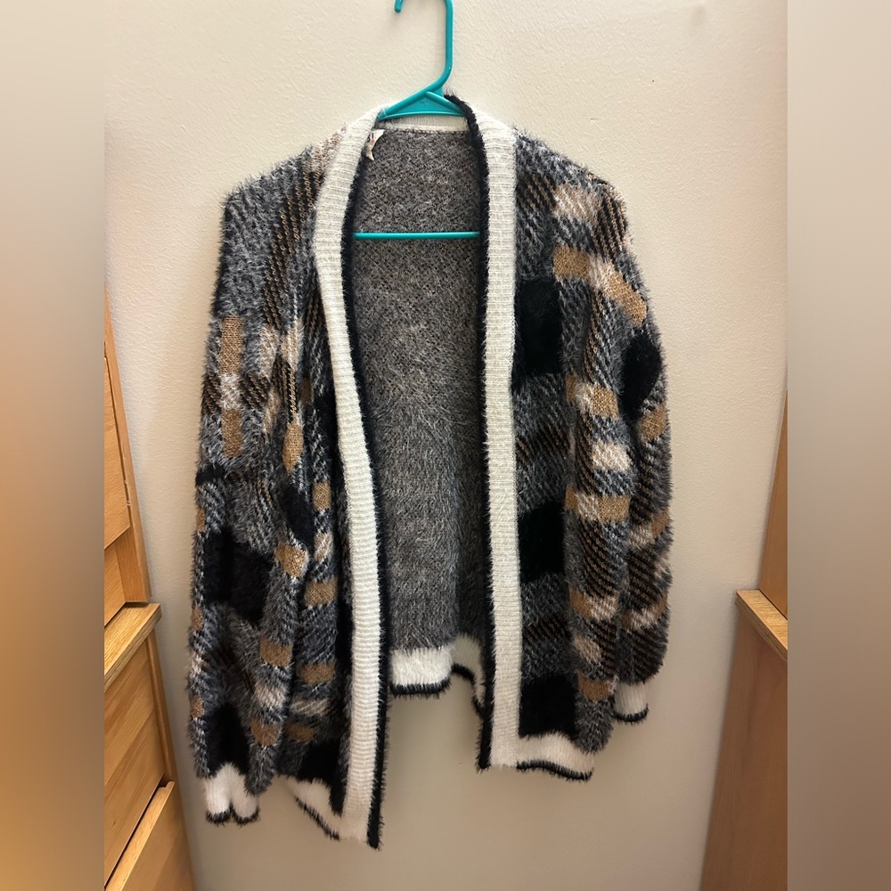 Boutique Plaid Cardigan